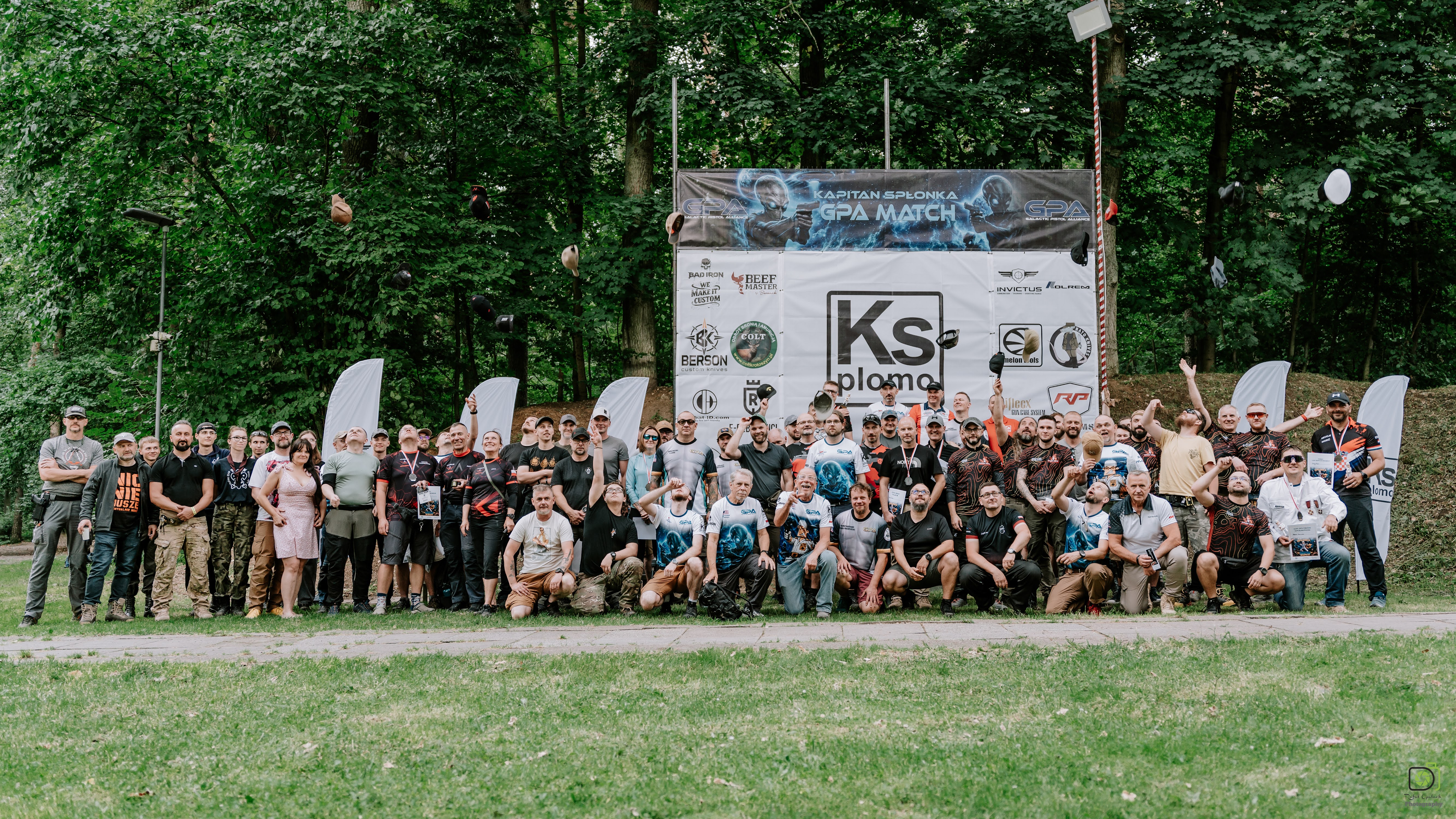 Uczestnicy Kapitan Spłonka GPA Match 2026 pozują do wspólnego zdjęcia